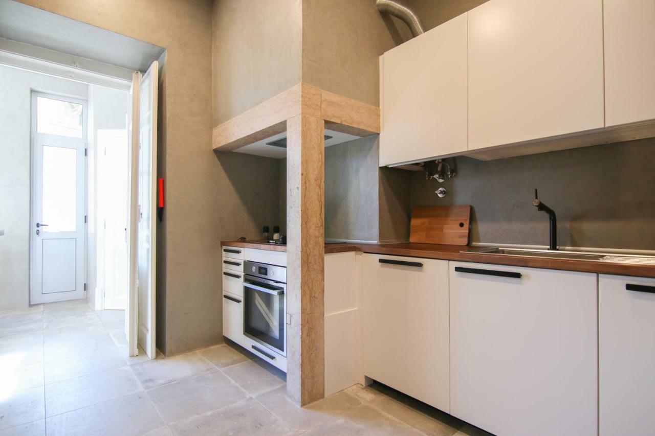 Amazing Apartment Fully Renovated In Center 리스본 외부 사진